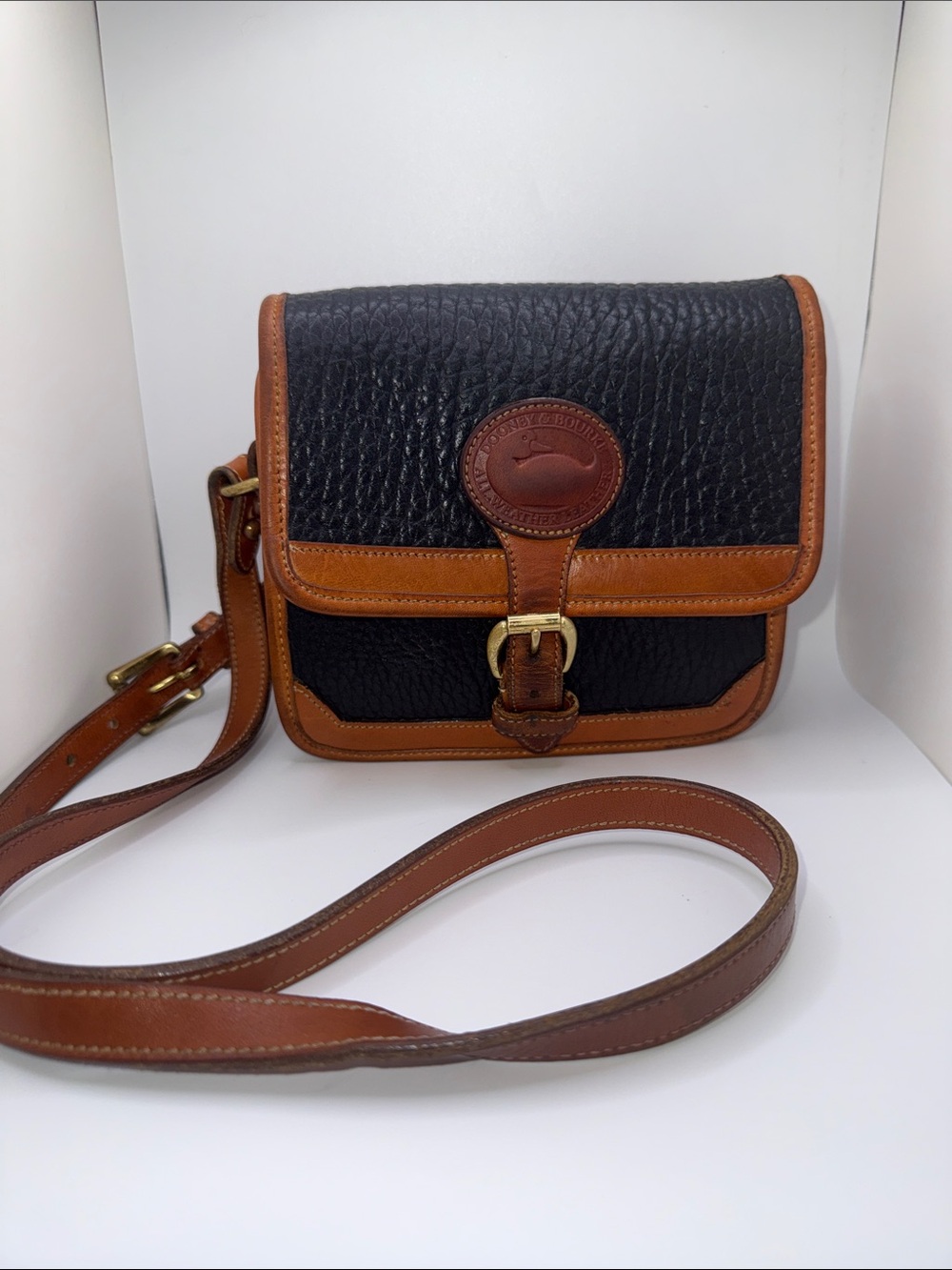 Vintage 80s 90s Dooney & Bourke Mini Surrey Black Pebbled Leather Crossbody